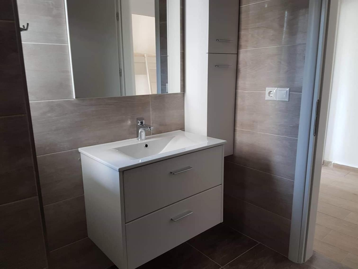 Spacious Apartment Near The Beach ساراندا المظهر الخارجي الصورة